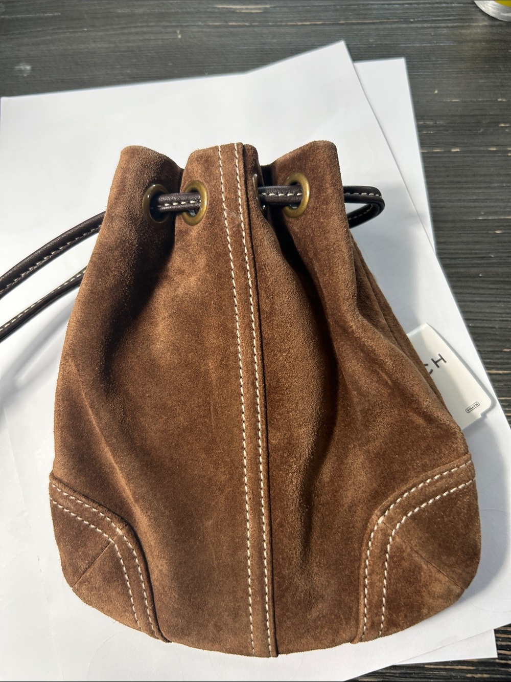 Vintage Coach Suede Drawstring Wristlet with Gold Hang Tag. Retired Style - Picture 2 of 5